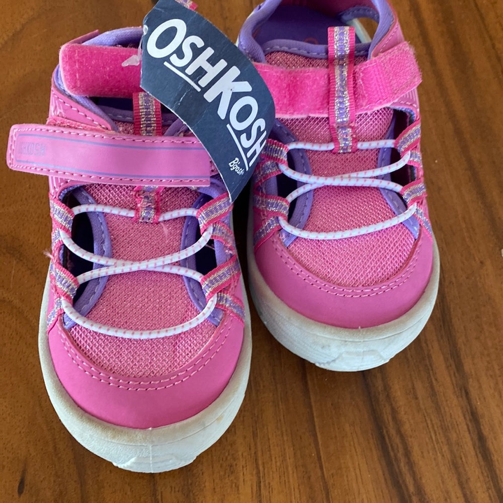 Osh Kosh B’Gosh Toddler shoes 10
